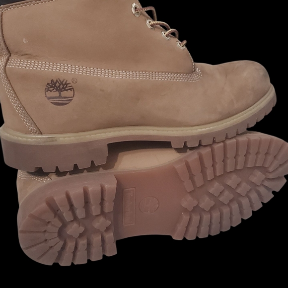 Timberland Brown and Black Leather Boots - Picture 3 of 4